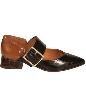Chie Mihara Court Shoes - Brown