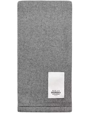 Ruslan Baginskiy Winter Scarves - Grijs