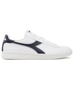 Diadora Weiße Tennisschuhe Im Stil