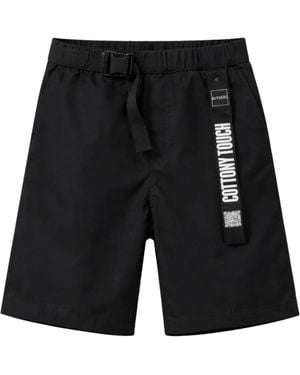 OUTHERE Casual Shorts - Black