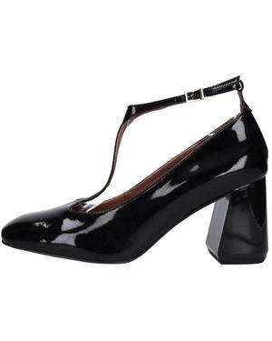 Emanuélle Vee Pumps - Nero