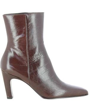 Zinda Heeled Boots - Marrón