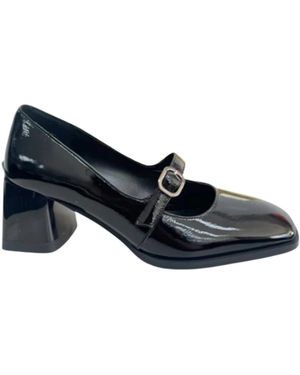 Linda Baumann Court Shoes - Blue