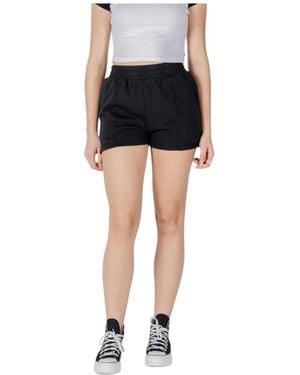 Converse Short Shorts - Negro