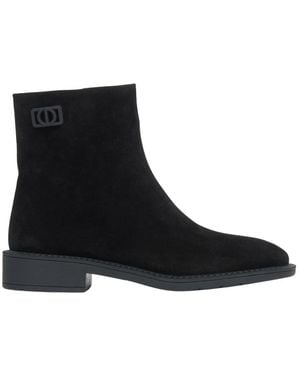 ESTRO Ankle Boots - Black