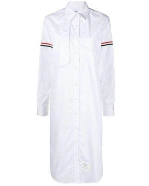 Thom Browne Weiße baumwollkleid mit rwb streifen