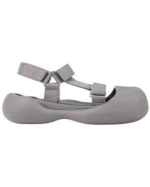 Camper Flat Sandals - Metallic