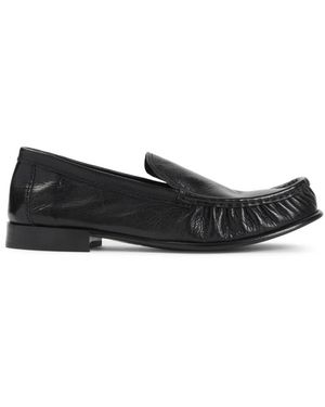 Miu Miu Loafers - Zwart