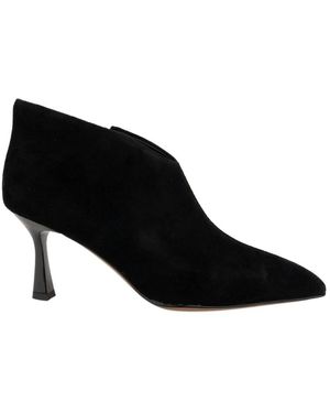 Linda Baumann Heeled Boots - Black