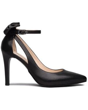Nero Giardini Schoenen ,Zwart ,Zwarte Leren Hakken Met Strikdetail