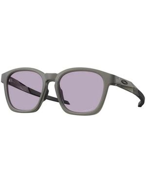 Oakley Sunglasses - Grey