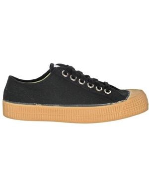Novesta Trainers - Black