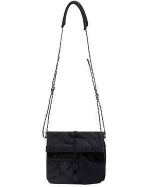 Oakley Cross Body Bags - Negro