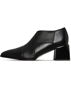 CESARE GASPARI Pumps - Negro