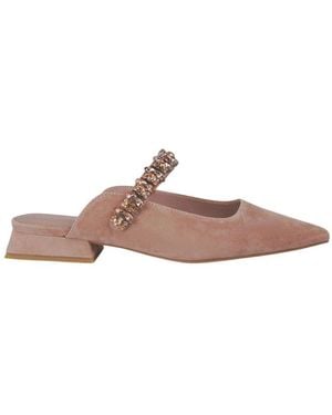 Alma En Pena. Heeled Mules - Marrón
