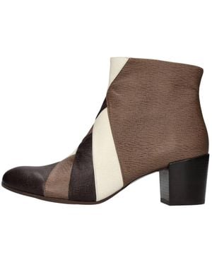 Chie Mihara Nusca Heeled Boot - Bruin