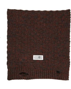 MM6 by Maison Martin Margiela Winter Scarves - Marrón