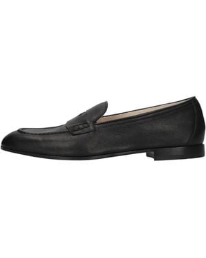 Doucal's Schoenen ,Zwart ,Leer Penny-Slot Leren Loafers