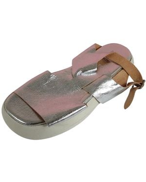 Moma Flat Sandals - Grey