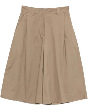 Thelatest Korte Broeken ,Katoen Dakota Pleated Shorts - Naturel