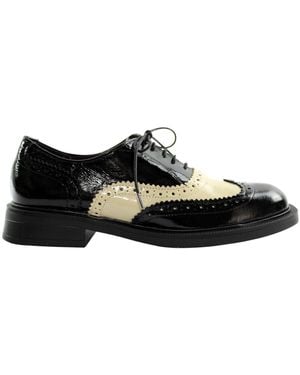 BELLE VIE Laced Shoes - Negro