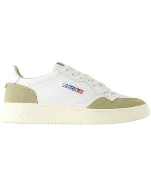 Autry Medalist Low Trainers - White
