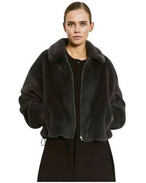 WITHBLACK Faux Fur Jacke - Schwarz