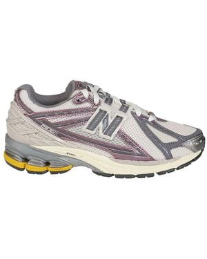 New Balance Sneakers - Gray