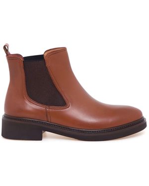 Calpierre Chelsea Boot - Bruin
