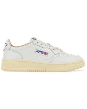 Autry Schoenen ,Wit ,Katoen Medalist Lage Sneakers