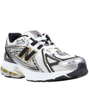 New Balance Trainers - White