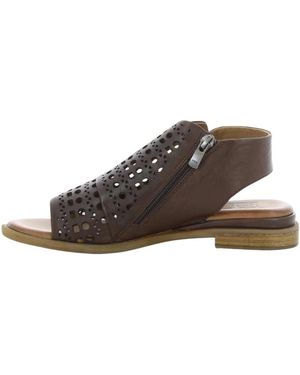 Miz Mooz Flat Sandals - Marrón