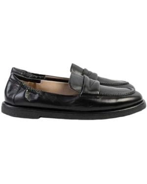 Pomme D'or Schwarzer Lederslipper 0780