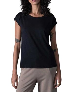 ANONYM APPAREL Noelia Flammé T-Shirt - Zwart
