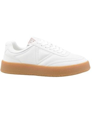 Guess Trainers - White