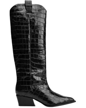 Poeve Cowboy Boots - Black
