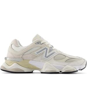 New Balance Trainers - White