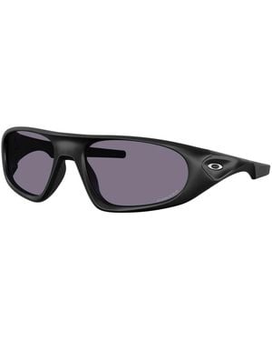 Oakley Sunglasses - Black