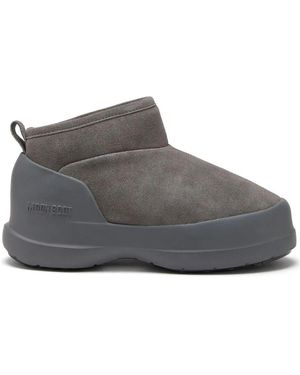 Moon Boot Grauer wildlederstiefel, -design