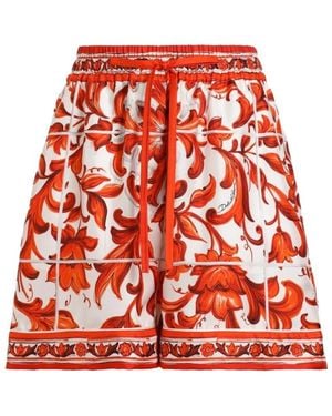 Dolce & Gabbana Korte Broeken ,Veelkleurig ,Shorts Met Majolicaprint Van Keperstof - Rood