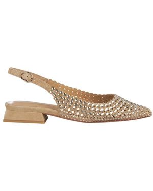 Alma En Pena. Court Shoes - Natural