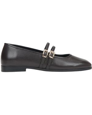 ESTRO Ballerina Shoes - Black