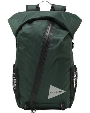 and wander Backpacks - Green