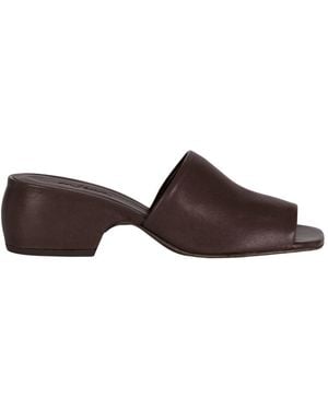 Cortana Heeled Mules - Marron