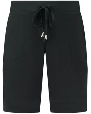 Helena Hart Stilvolle Schwarze Shorts Für Bequeme Bewegung