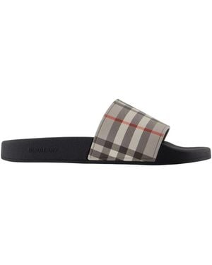Burberry Sliders - Marrón