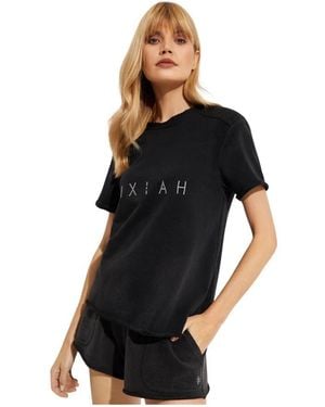 Ixiah T-Shirts - Black