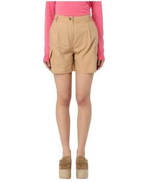 Kaos Casual Shorts - Pink