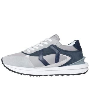 MIKAKUS Barcelona Urban Elegance Sneakers - Blau