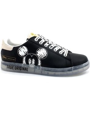 MOA Trainers - Black